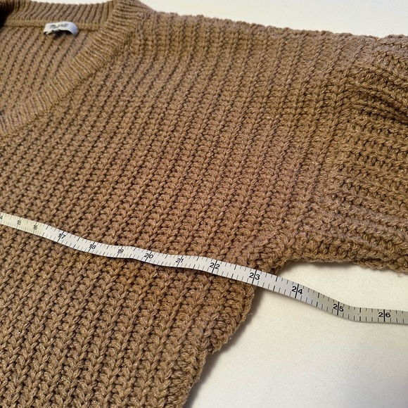 Madewell V-Neck Sweater in Tan - Picture 3 of 4
